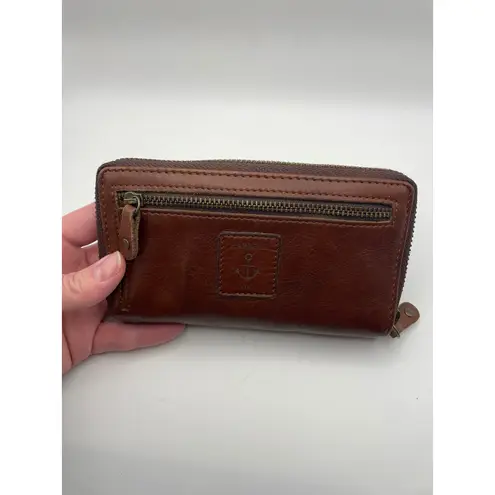 Harbour 2nd Genuine Leather Brown Anchor Accent Bi Fold Wallet Women