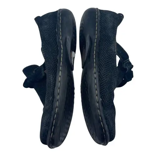 Born Slip On Flat Sz 6 Suede Square Toe Chevron Pattern Casual Black Comfort