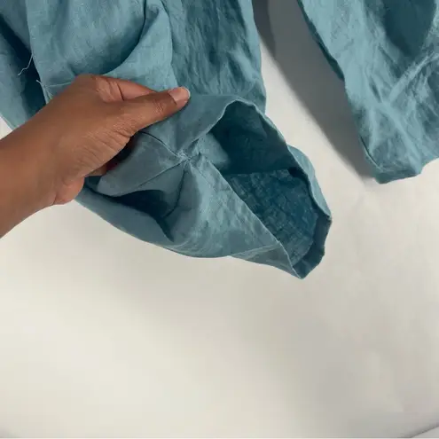 Lisa Bayne Aqua Blue Linen Lantern Barrel Leg Pull