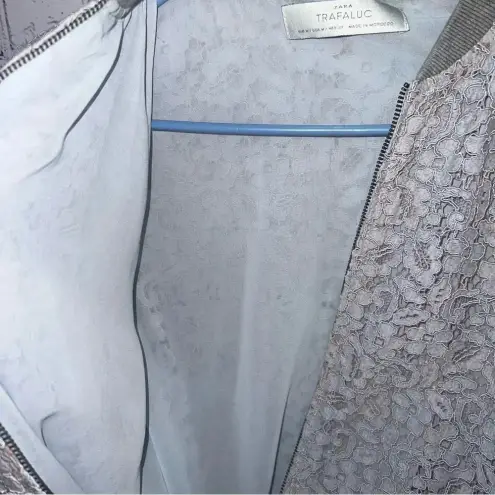 ZARA  Women’s Light Blue Lace Cropped‎ Zip Up Jacket Size Medium