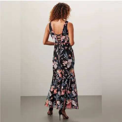 Marchesa Notte Butterfly Embroidered Gown Black Size 4