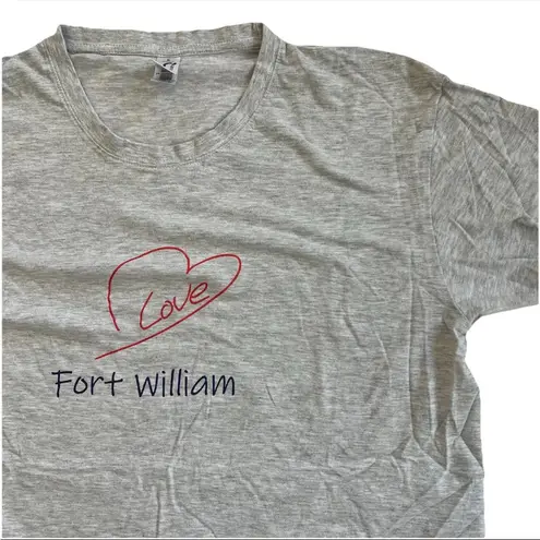 Fort William Scotland Souvenir Shirt Women’s XL Travel Gift Scottish Highlands Gray