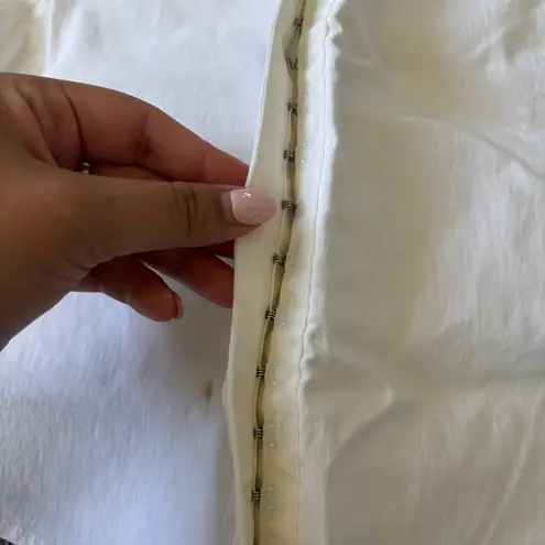 EXPRESS  Vintage Ivory Corset Cropped Fitted Top Going Out Top - Image 4