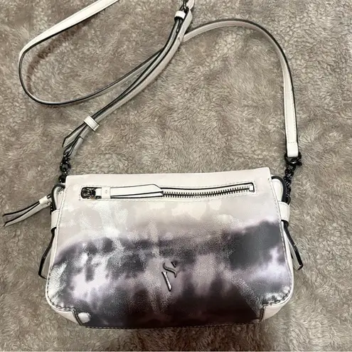Vera Wang Cross Body Bag Dyed with Gray & White Color