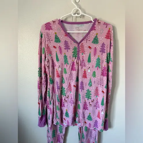Little Sleepies Pink Christmas Trees Pajamas Women’s Small Top Medium Pants Size undefined
