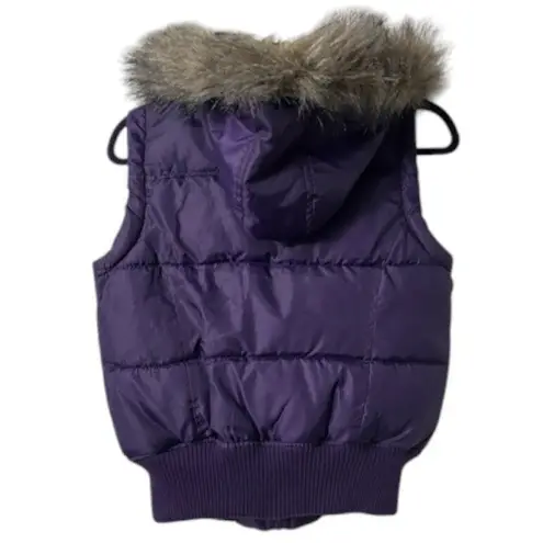 NWOT Women's Small Purple Puffer Vest Faux Fur Hooded Ski Resort Chalet Hiking