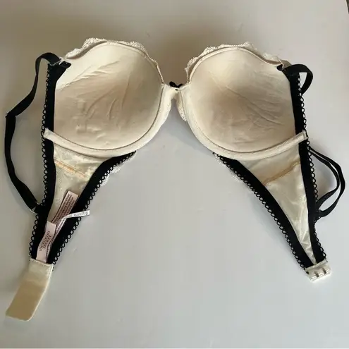 Victoria's Secret  Dream Angels Nude, Cream and Black Lace Push Up Bra Size 32D thumbnail 6