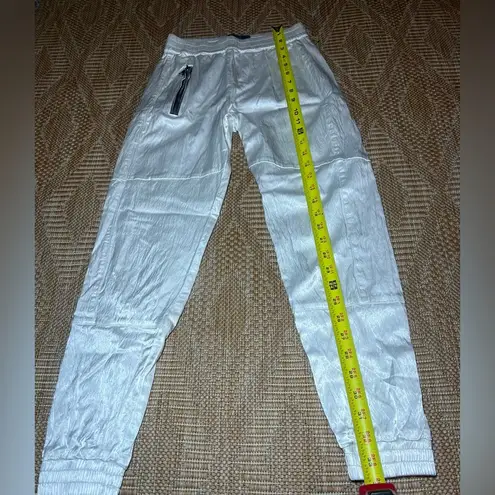 RtA Women's Finn Cropped White Jogger Pants,Zipper Pocket,XS,Great Condition
