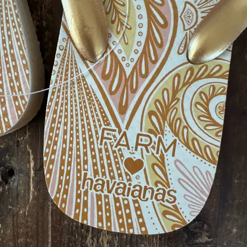Havaianas NEW! x FARM Rio Papillon Flip Flop