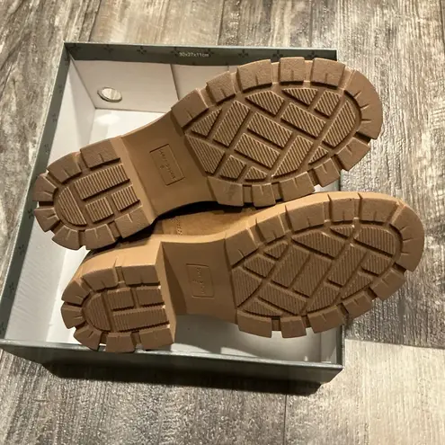 Sun + Stone Brown Winter Boots Size 8 Tan