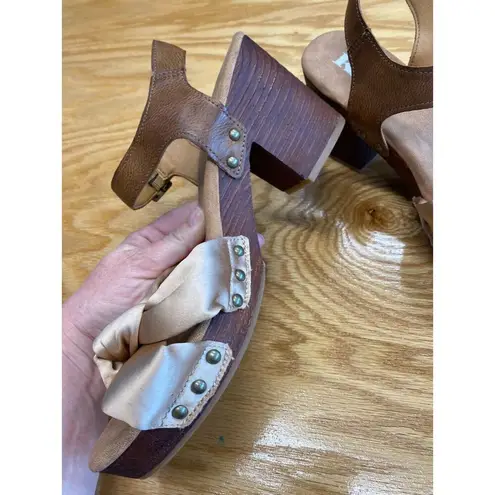 Korks By Kork Ease Natalia Strappy Sandals Women's 10 M Golden Brown Slip On S9