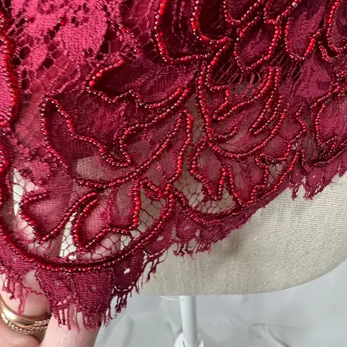 Ricki Freeman Teri Jon Nites beaded top Red Size 4