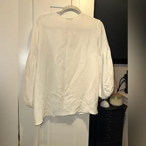 NWOT LAFAYETTE 148 NEW YORK BLOUSE $548 MSRP White Size M