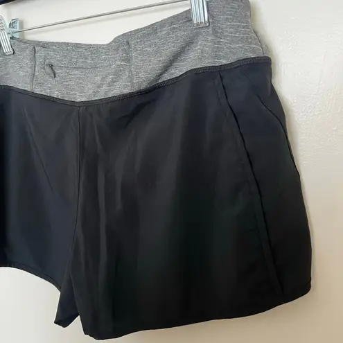 Mountain Hardwear Active Running Shorts Black Gray Lined Large Women’s