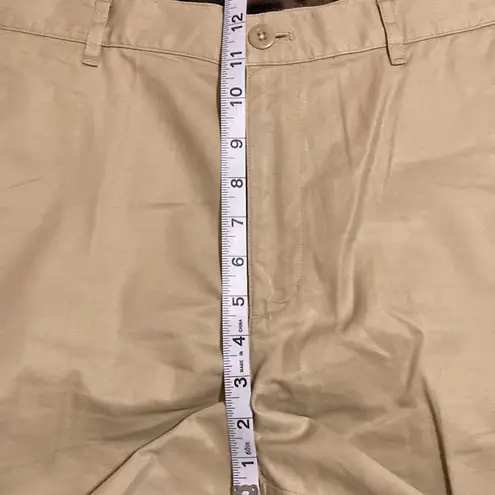 LAUREN RALPH LAUREN Shorts Women’s Size 12 Khaki Shorts Khakis Chinos Preppy Tan