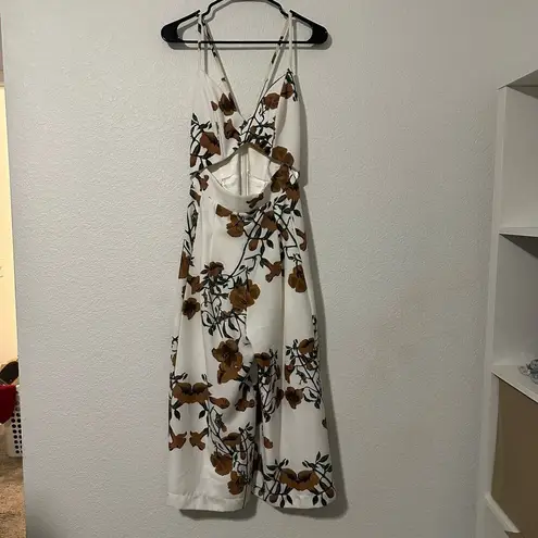 SHEIKE FINE VINES JUMPSUIT SIZE 8 White