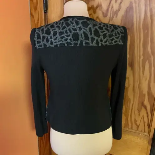 Peter Nygard animal print zip up sweater jacket