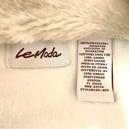 LeModa Zip Front Faux Fur Fleece Cape Cream Colored. One Size Fits Most