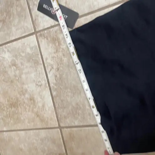 Belly Bandit Mother Tucker Active Leggings L Postpartum Support Black Capri NWT Size L