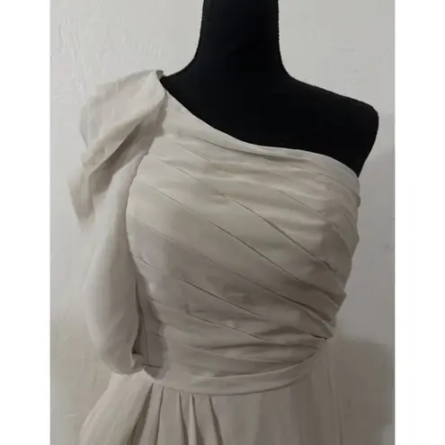 Chic Azazie Sharon ALine One Shoulder Chiffon Frost Gown Size A4 formal Wedding