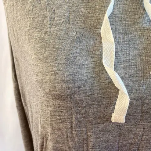 Heart & Hips Gray Hooded Long Sleeve Lightweight Pullover Shirt Women Sz M