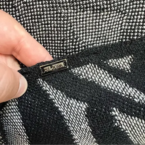 St John Sport Women’s Black Animal Print Blanket Shawl Scarf Wrap One Size