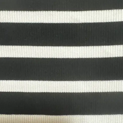 Tahari Women's Black white stripe 3/4 Sleeve Sweater Blouse Pullover Knit medium