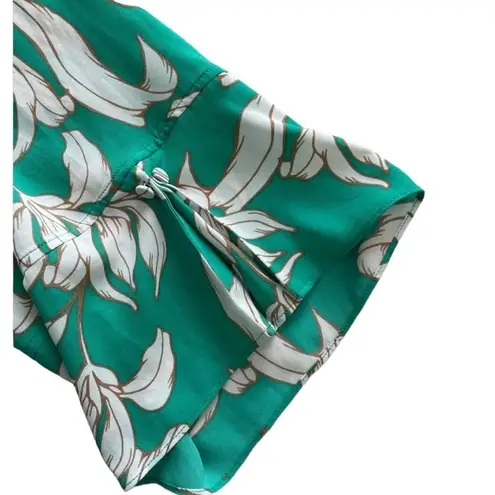 🔵 SALE 3/$25 41 HAWTHORN FLORAL GREEN WHITE VNECK 3/4 BELL SLEEVE BLOUSE TOP 1X