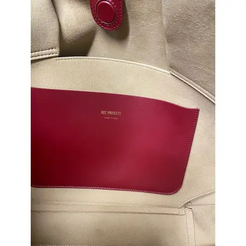 NEW REE PROJECTS ANN TOTE MEDIUM