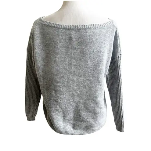 Boutique Heart Pullover Sweater Size XL Black Gray Scoop Neck Cabin Fall Comfy