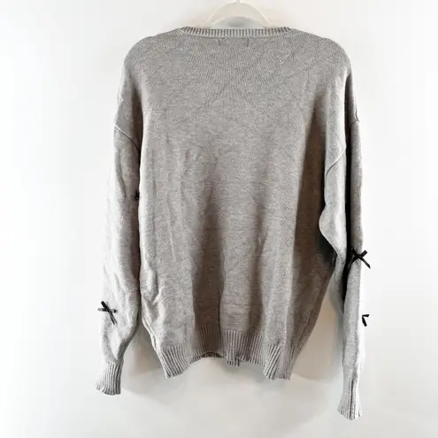 Edikted Satin Bow Applique Long Sleeve Crewneck Sweater Gray M / L