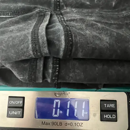 Zoe & Liv Space Dye Charcoal High Rise Cropped Leggings Size 16