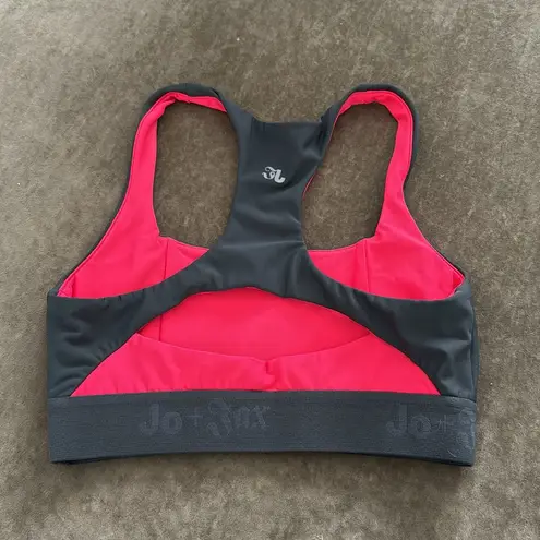Jo And Jax sports bra. Elastic bottom with logo. Color- gray/hot pink. Size-XSA