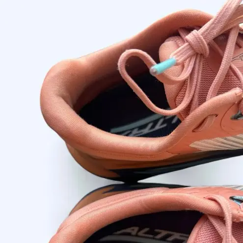 Altra Paradigm 7 Running Shoes Sneakers Women's Size 7.5 Blue & Coral/Orange Pink