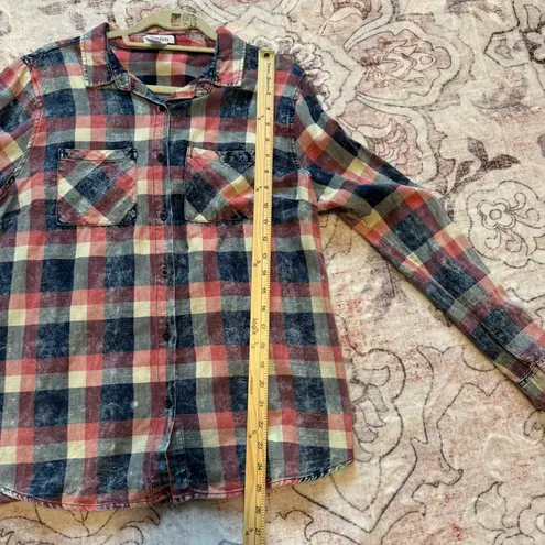 Stitch Fix Dizzy Lizzy Americana Vintage Look Red
White and Blue Flannel