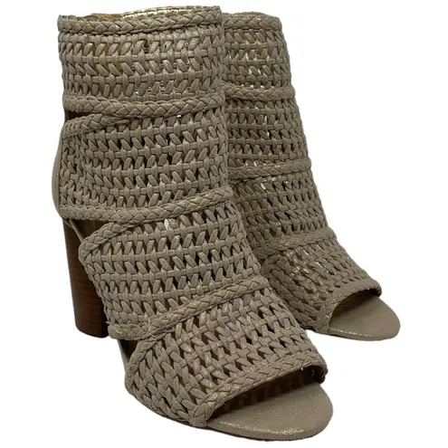 Fergie Womens 7.5 Peep Toe Boot Heels Tan Cream Weave Boots Sandals Sandal