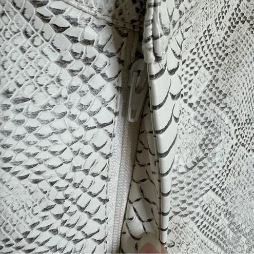 Naked Wardrobe New Snake V Waist Pant Faux Leather Size L