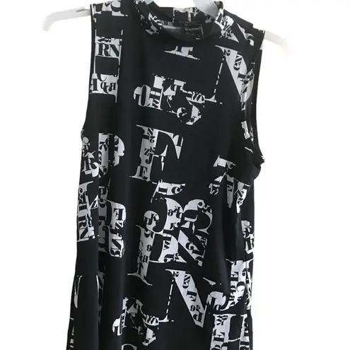 Zenobia Zenoba Size large black and white sleeveless blouse