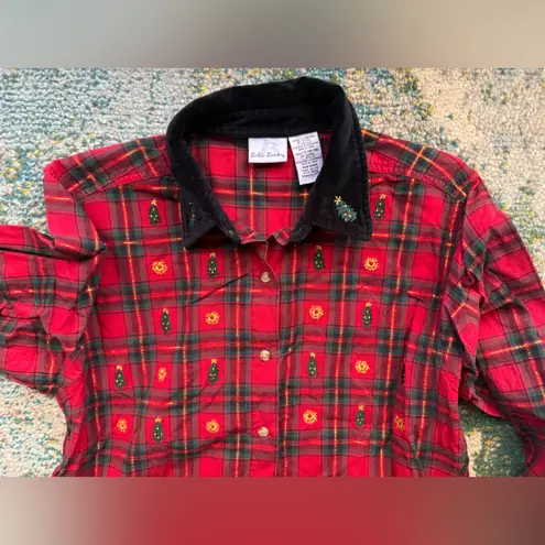 Vintage Bobbie Brooks embroidered holiday plaid button down shirt, size large Red