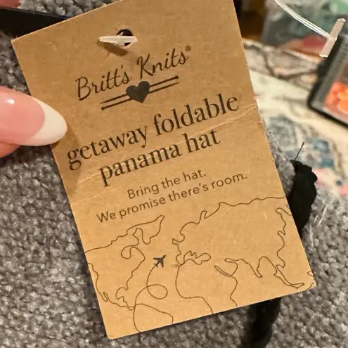britt's knit's Foldable Getaway Panama Gray Hat Black Band Trim