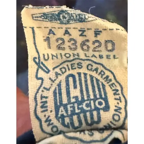 Rose Web New York Women's Vintage 1940s Skirt Suit M Blue/Green Swirl Pattern Blue Size 6