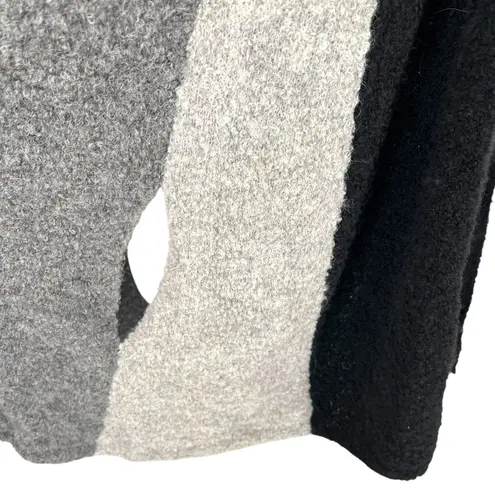 The Alpaca Guy Sleeveless Colorblock Vest Lounge Duster Gray Black One Size Size undefined