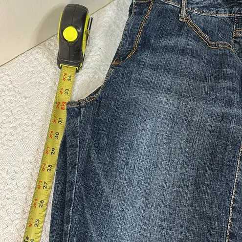 Aura Women's Wrangler Bootleg Blue Jeans Size 12 Tall