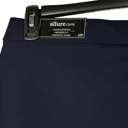 Alfred Dunner Petite SZ 16P Allure Capris Stretch Pull-On Flat Front Pocket Navy - Image 4