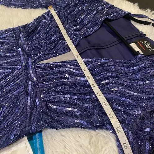 Mac Duggal Sequin Beaded Long Sleeve Gown in Midnight Navy Blue Size 6 93574