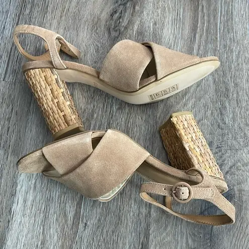 Soludos Olivia Leather Heels in Desert Size 9