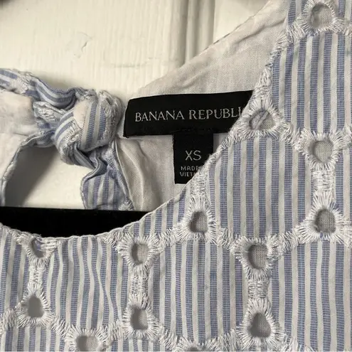 Banana Republic  Eyelet Pinstripe Sleeveless Top - Size XS