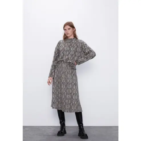 ZARA NWT  Animal Print Midi Skirt