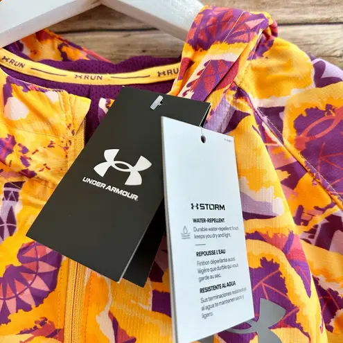 Under Armour  Storm Day Of The Dead Water Repellent Jacket Size Small NWT