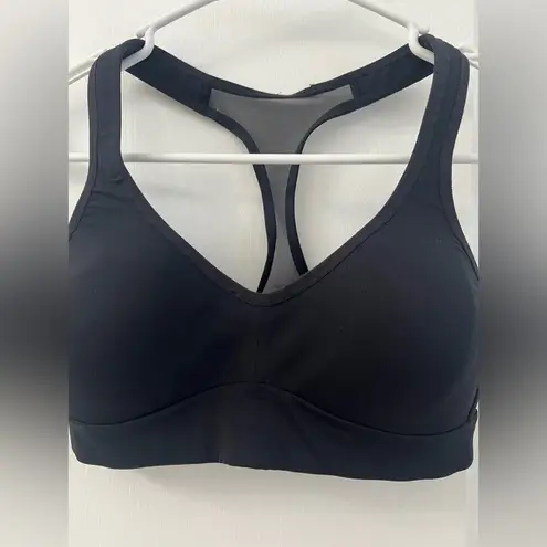 Lululemon  Speed Up Bra *High Support for C/D Cup
Black (Size 2)